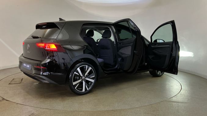 Volkswagen Golf 1.5 TSI 150 Match 5dr Petrol Hatchback - Image 43